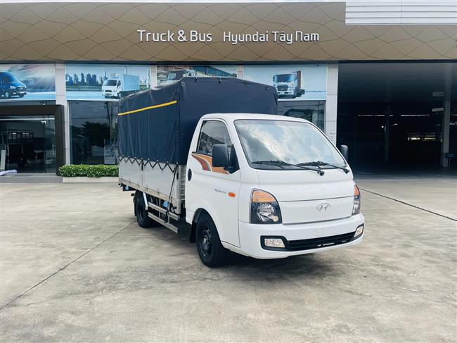 HYUNDAI PORTER H150 Thùng Mui Bạt1