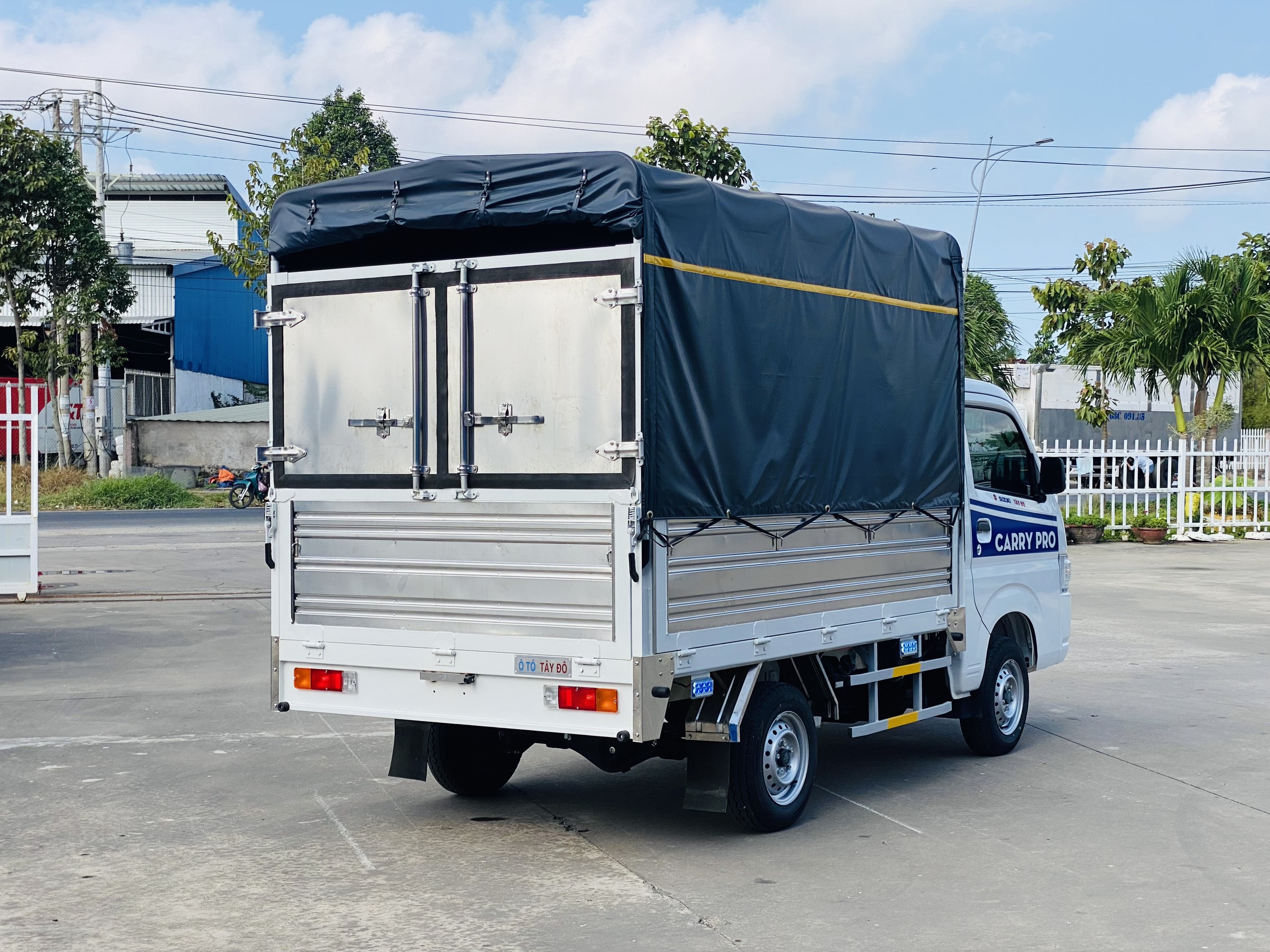 Uzuki Pro Mui Bạt 730KG 20246