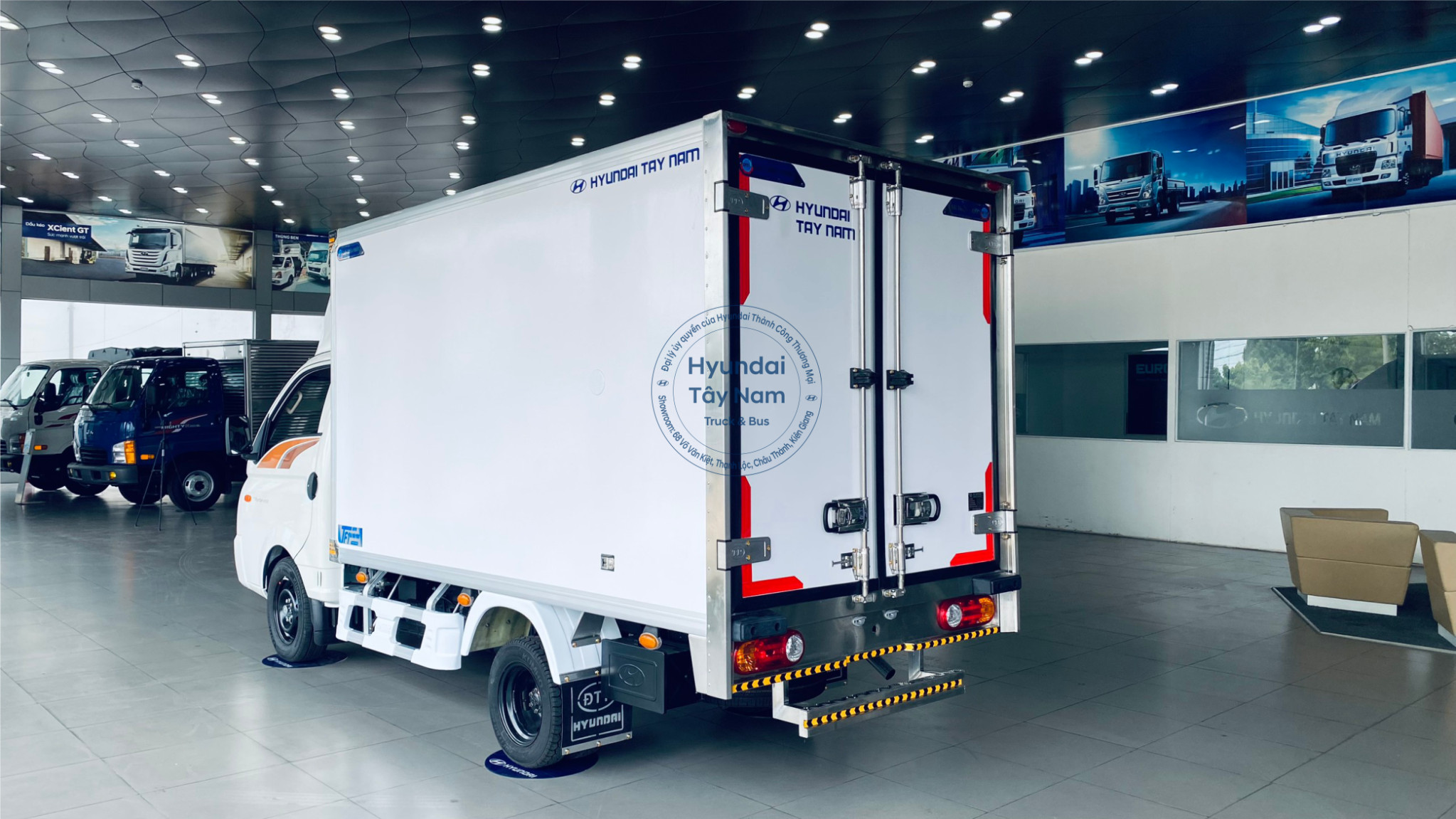 HYUNDAI PORTER H150 Thùng Bảo Ôn17