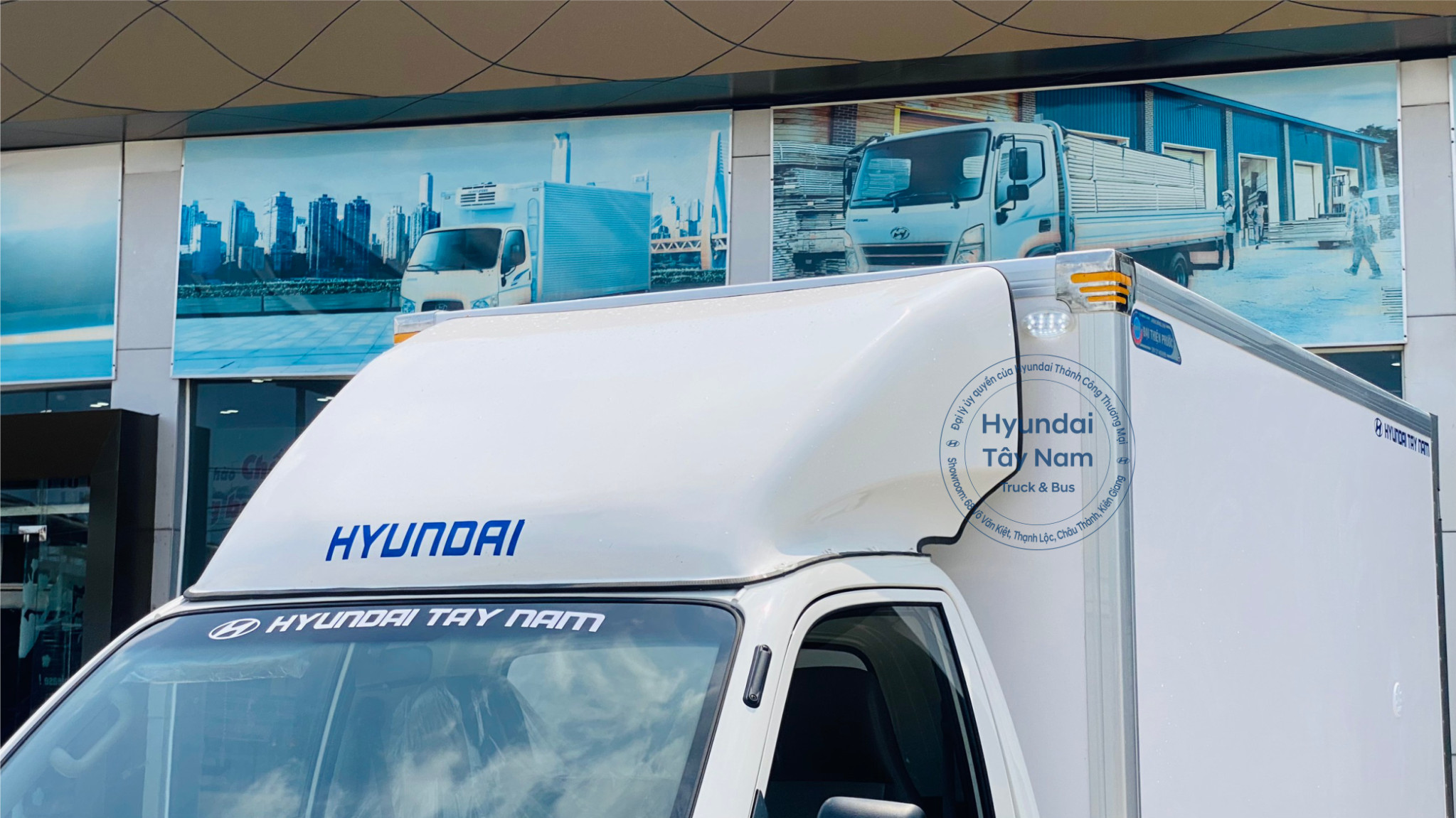 HYUNDAI PORTER H150 Thùng Bảo Ôn11