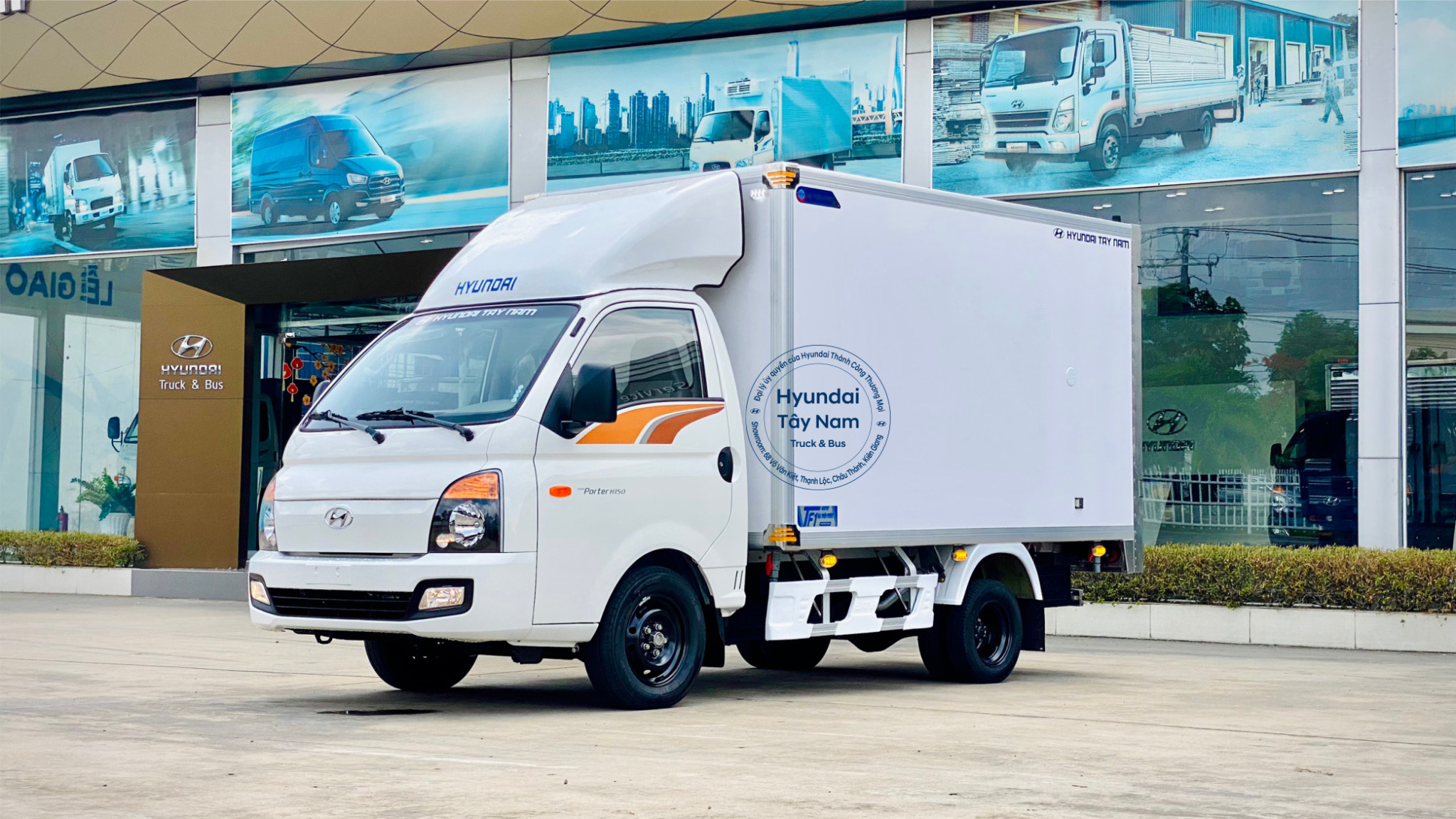 HYUNDAI PORTER H150 Thùng Bảo Ôn16